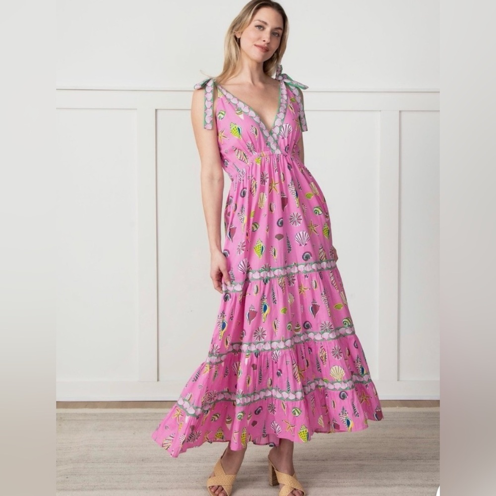 Printfresh Dune Dancer Dress Seashell-Print V-Neck Maxi Dress with Light Trim